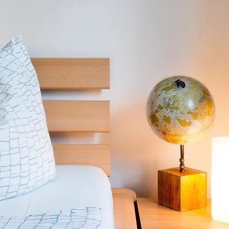Ferienwohnung Hahnel * ドレスデン